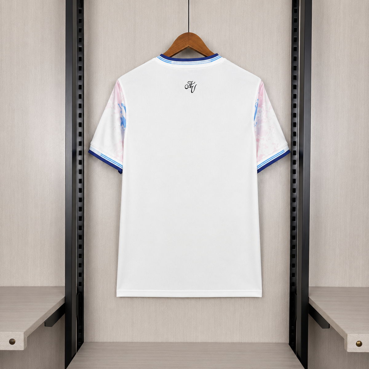 Camisa do Aston Villa, edição campeã da Liga Europa 2026/27