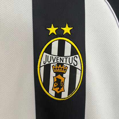 Camisa Retrô Juventus 2002/03 Home