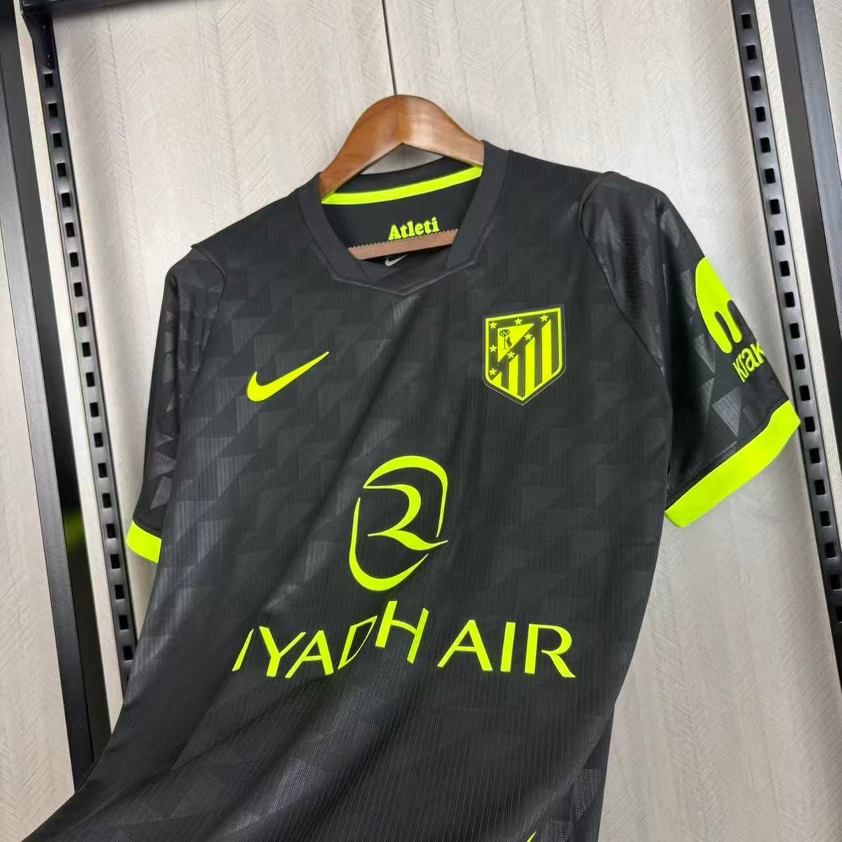 Camisa Atlético De Madrid Fora 26/27